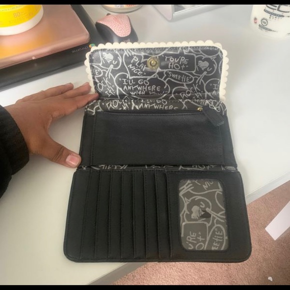 BETSEY Johnson wallet - Picture 2 of 2